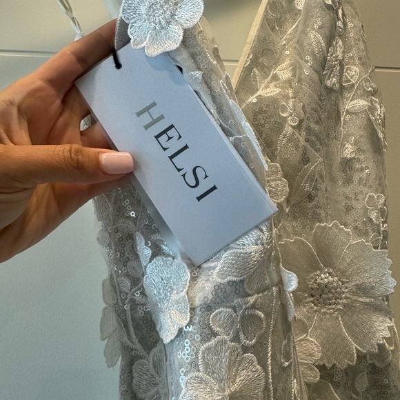 Helsi Norah Floral Sequin Gown - Picture 4 of 9